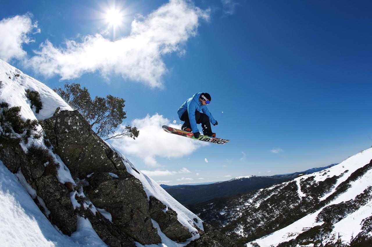 Ski Club Of Victoria - Ivor Whittaker Lodge Маунт-Буллер Екстер'єр фото